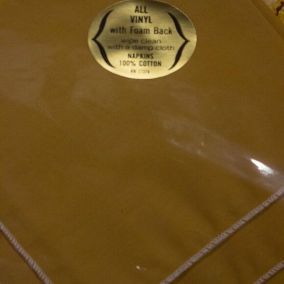 Vintage NOS Pioneer Product Placemat and Napkin Set - Picture 5 of 5